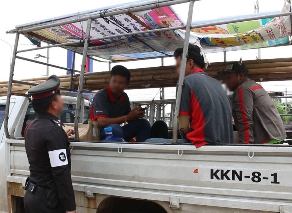 กฎหมาย นั่งท้ายรถกระบะ กฎหมาย นั่งท้ายรถกระบะ