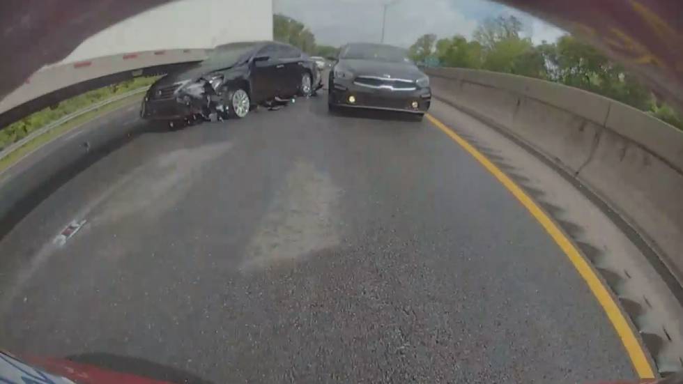 ชนแล้วหนี