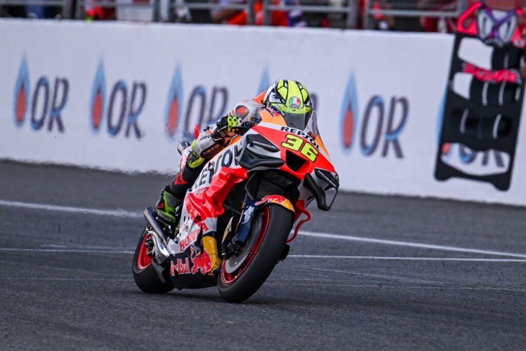 “กองทัพนักบิดฮอนด้า” “กองทัพนักบิดฮอนด้า” MotoGP