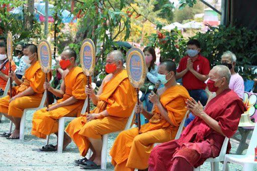 ฤกษ์เจิมรถ