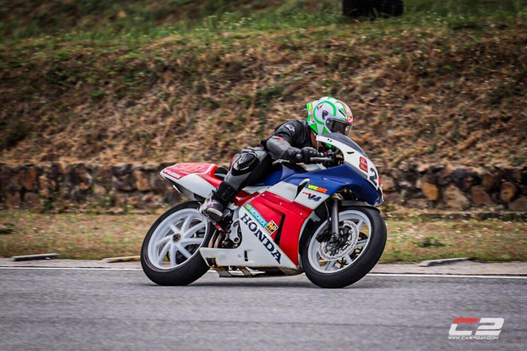 ยี้รถเก่า ยี้รถเก่า