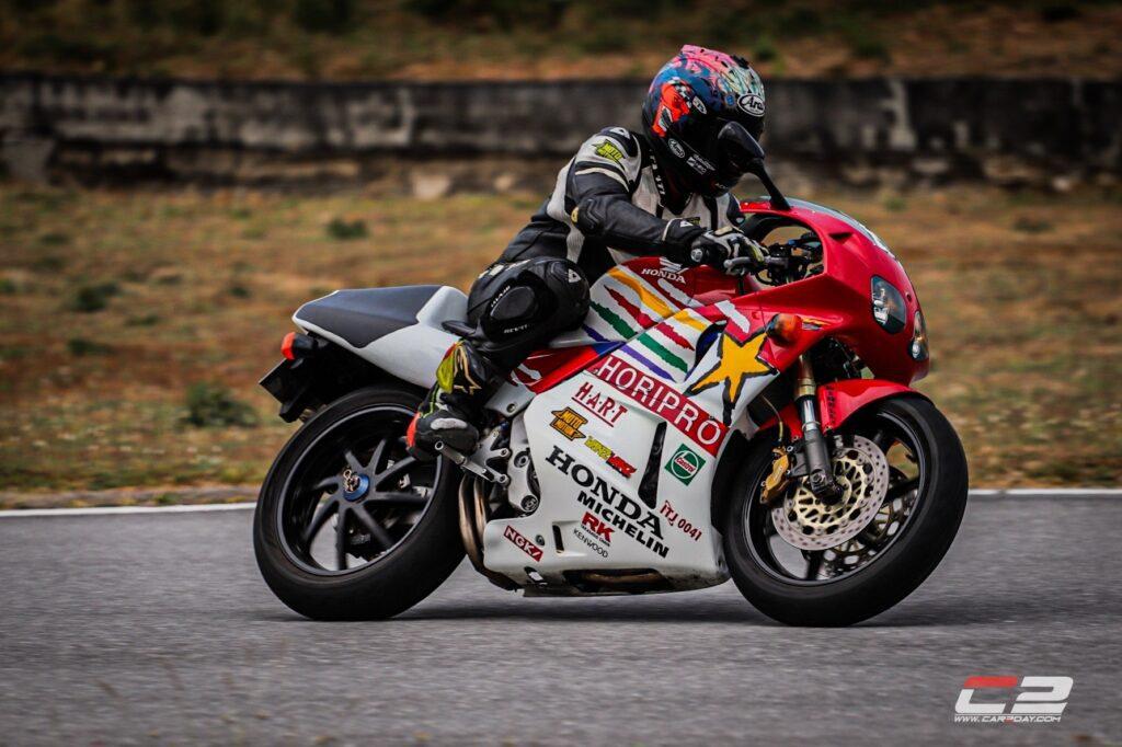 ยี้รถเก่า ยี้รถเก่า