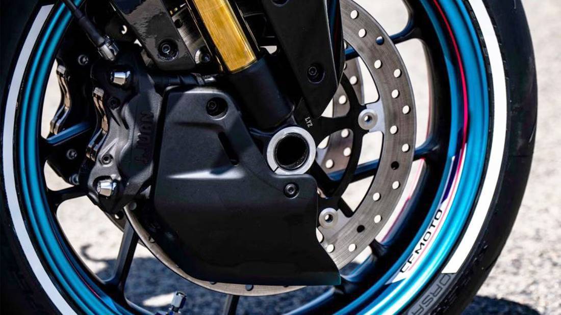 CFMoto 675 SR-R