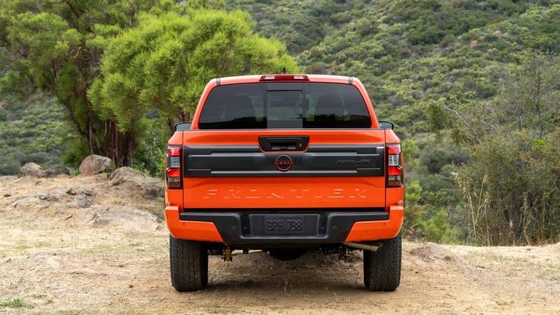 Nissan Frontier 2025