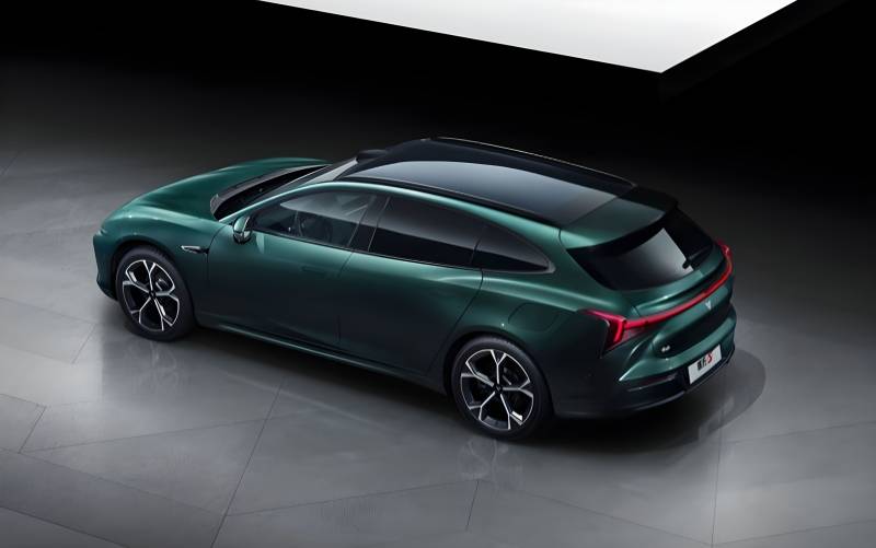 CATL CIIC Skateboard