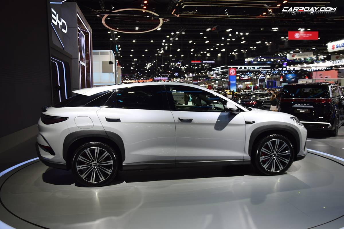 BYD SEALION 7