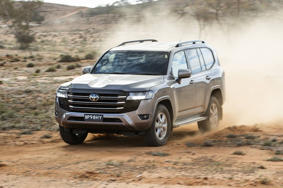 Toyota Land Cruiser 300 GXL