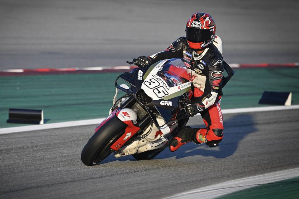 ก้อง-สมเกียรติ