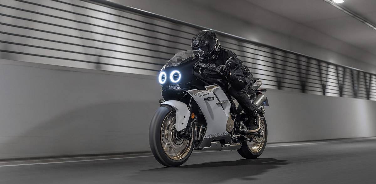 CFMoto 500SR Voom