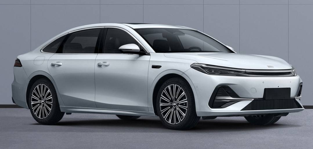 Geely Galaxy A7 PHEV