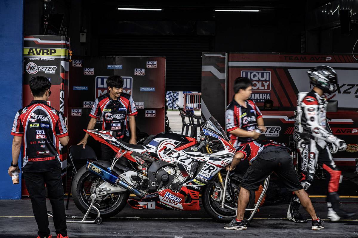 NEXZTER BRIC Superbike 2025